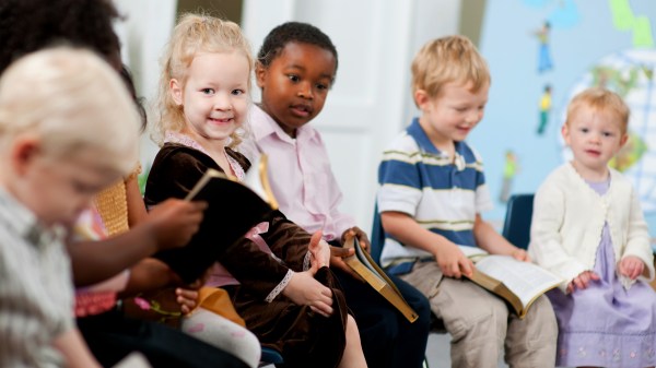 Children worshipping